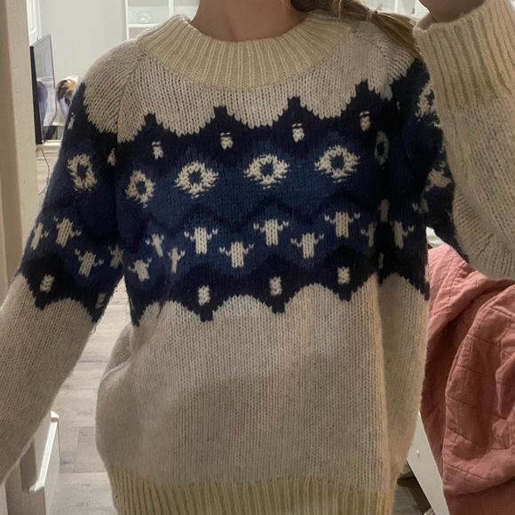 Aerie women’s winter sweater!! - Picture 5 of 6